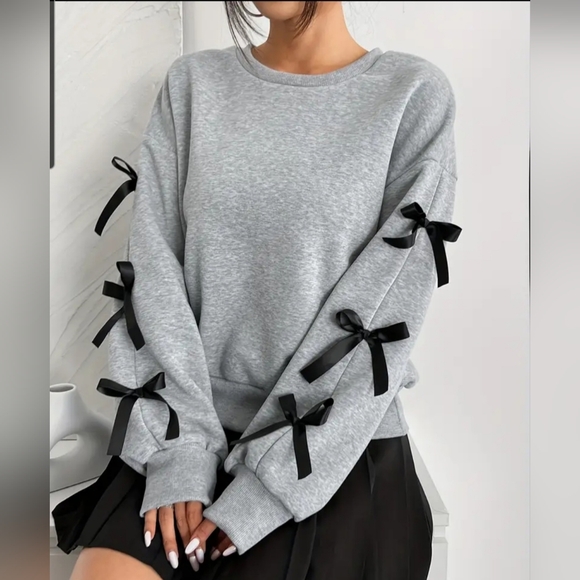 Boutique Tops - Coquette Ribbon Crewneck